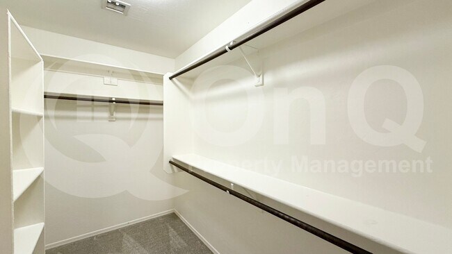 Foto del edificio - 3318 E Woodside Way