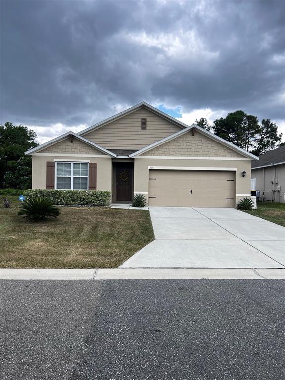 Primary Photo - 205 Tanglewood Dr