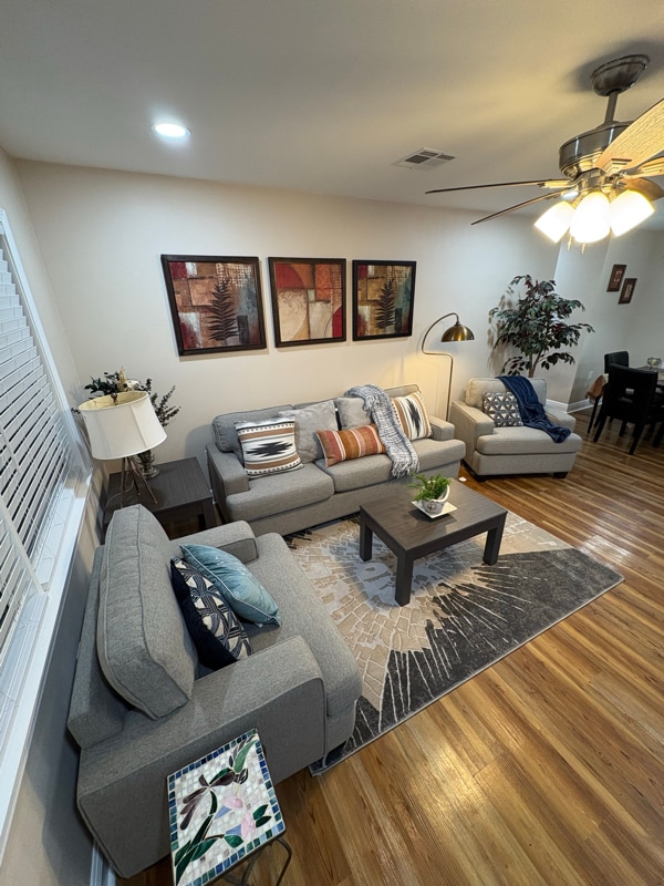 Building Photo - 1216 Hymelia Ave