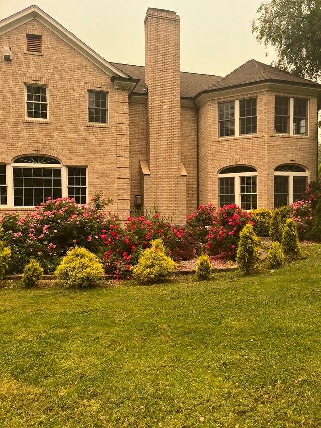 Primary Photo - 109 Pleasant Ridge Rd