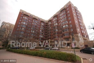 Building Photo - 2400 Clarendon Blvd