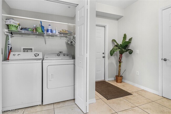 Building Photo - 10009 Villagio Gardens Ln