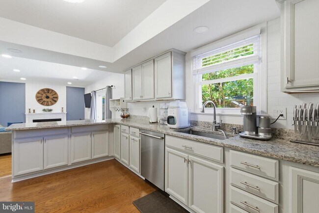 Building Photo - 9120 Huber Ct