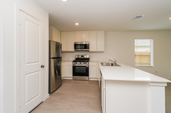 Building Photo - 442 Southern Magnolia Wy