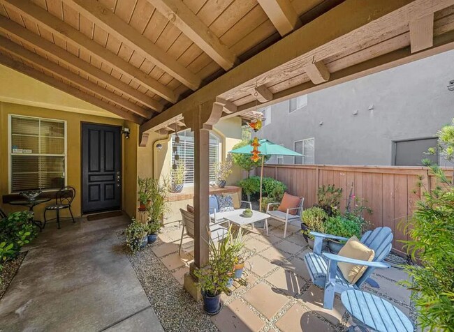 Foto del edificio - 771 Dry Creek Dr