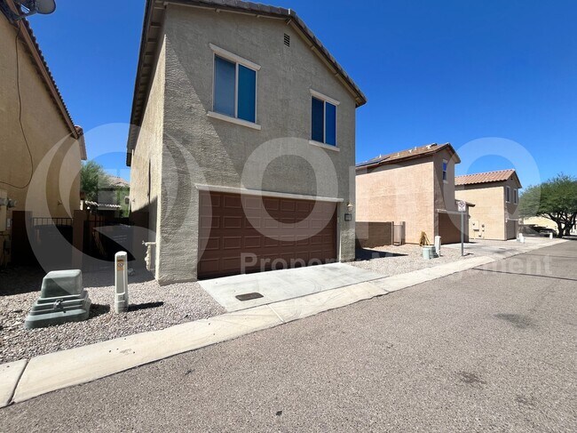 Photo - 11024 E Midnight Moon Ln House