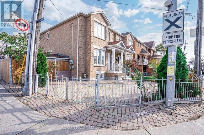 Photo du bâtiment - 641 Caledonia Rd