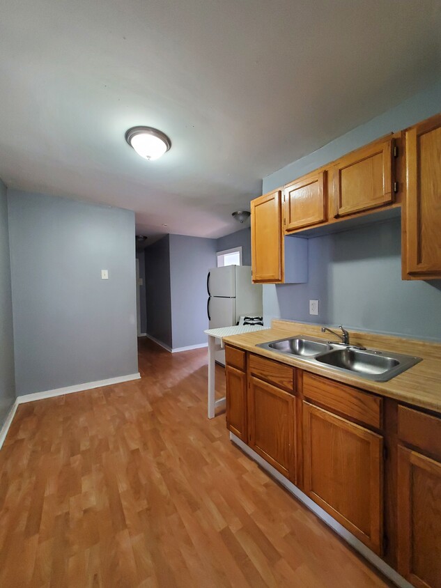 Primary Photo - 1162 W 19th St