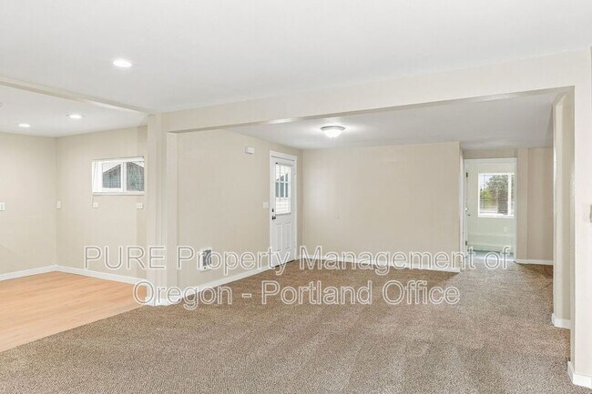 Building Photo - 10806 NE Prescott St