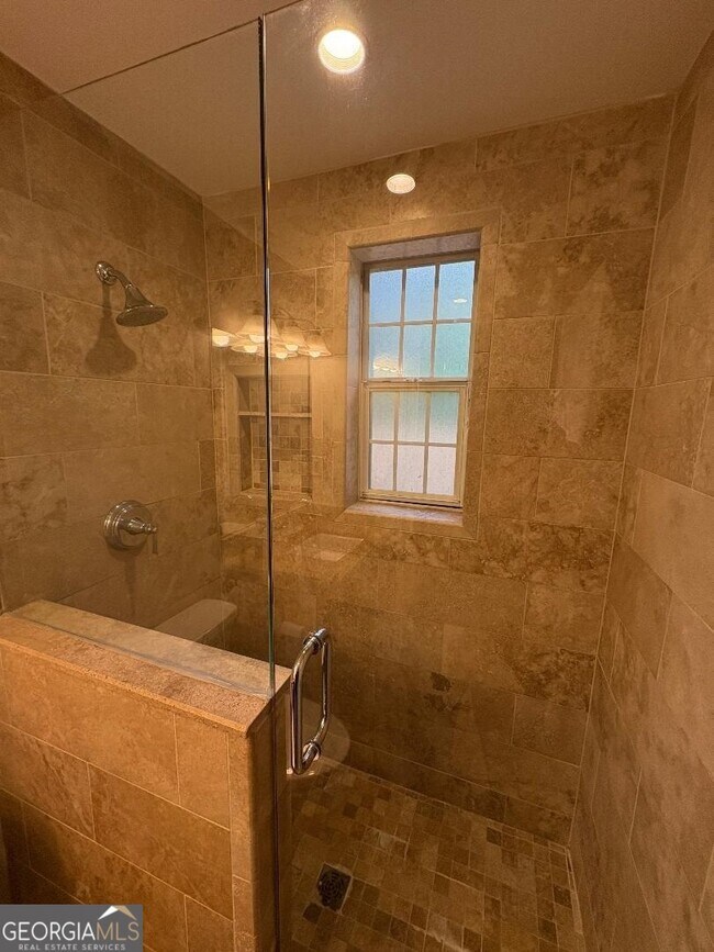 Foto del edificio - 1647 Briarcliff Rd NE