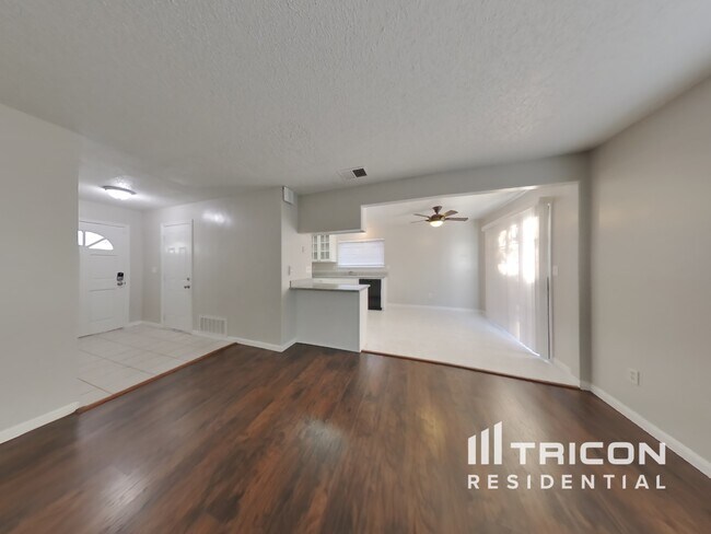 Building Photo - 23 Kingsford Court Pittsburg CA