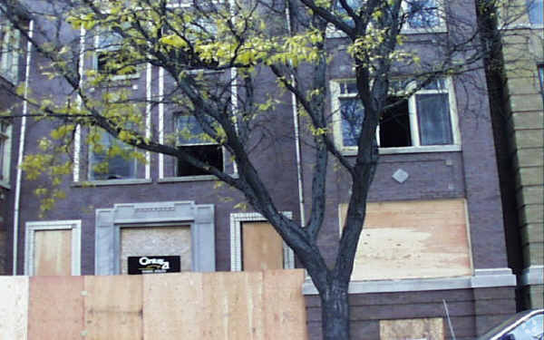 Foto principal - 700-702 E 51st St