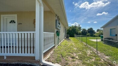 Building Photo - 6944 Rosemont Dr