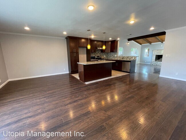 Foto del edificio - 4 br, 2 bath House - 10265 Saluda Ave.