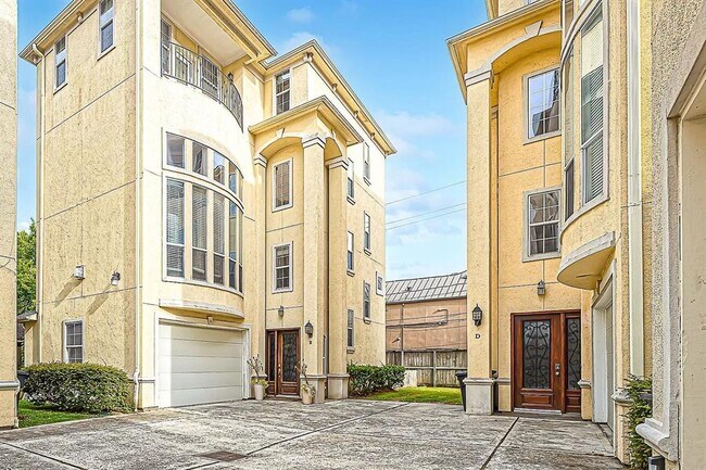 Building Photo - 5717 Val Verde St