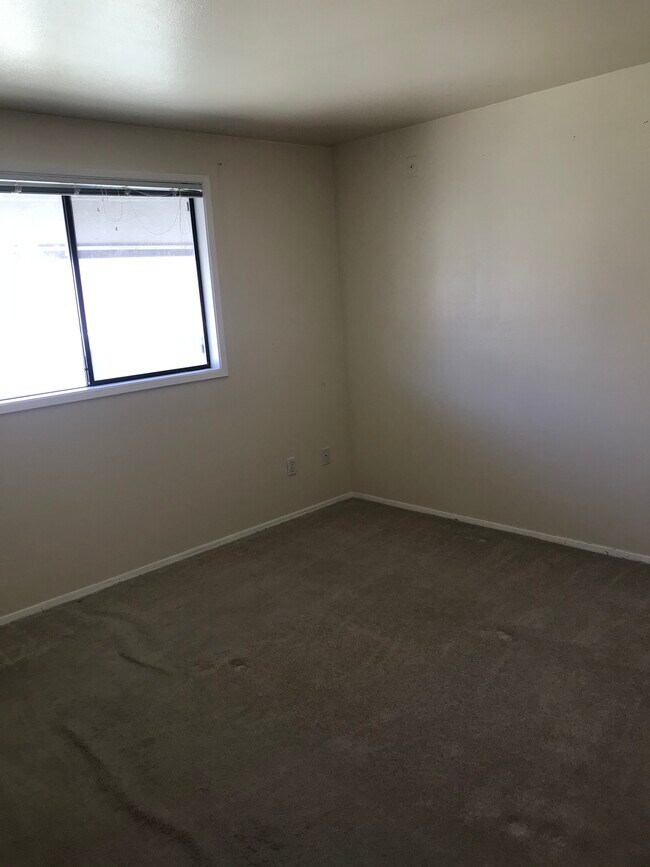 Foto del edificio - 3049 60th Ave SW