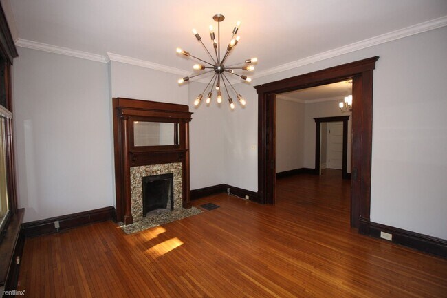 Building Photo - 3 br, 2.5 bath Condo - 232 Wilber Avenue