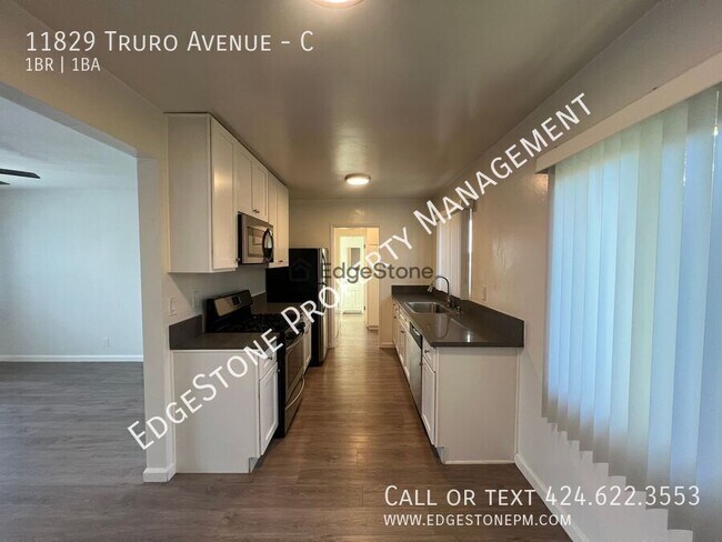 Foto del edificio - 11829 Truro Ave