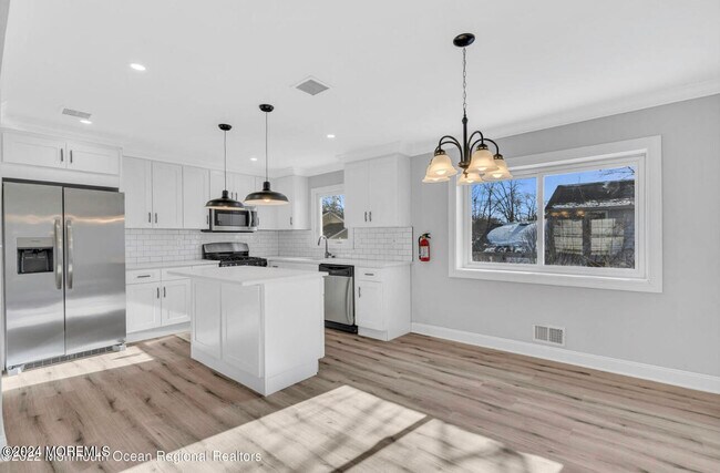 Foto del edificio - 27 Oak Leaf Ln