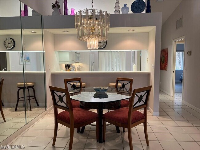 Foto del edificio - 1615 Windy Pines Dr