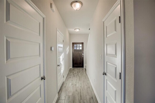 Foto del edificio - 540 Rearing Mare Pass