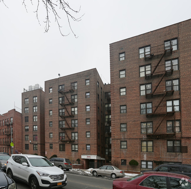 Foto del edificio - Crown Heights