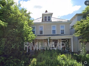Building Photo - 2564 Deming Ave