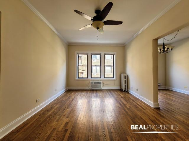 Foto principal - 1 bedroom in CHICAGO IL 60613