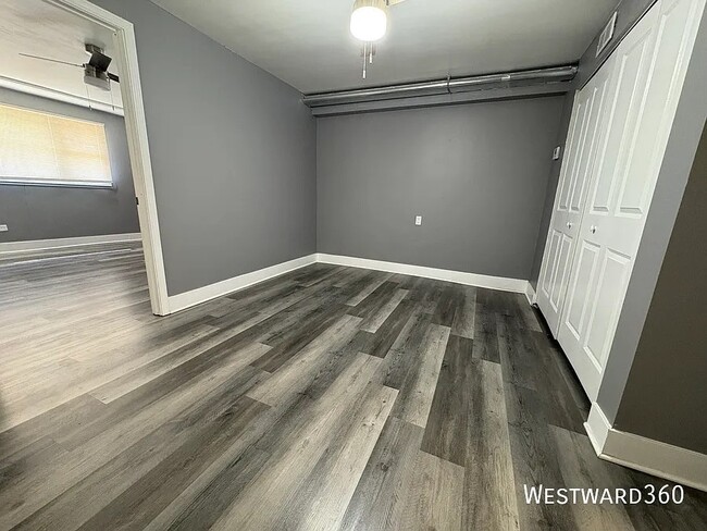Building Photo - 508 W 46th St
