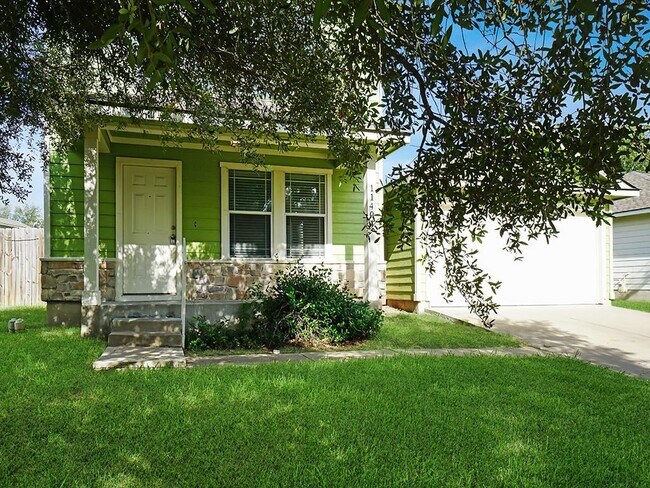 Building Photo - 11404 Briarcreek Loop