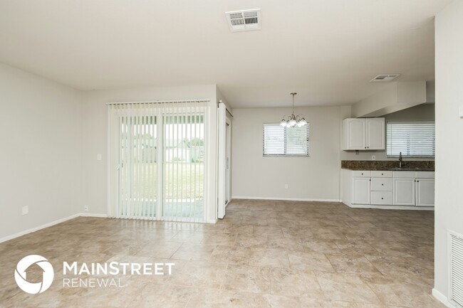 Foto del edificio - 840 24th Pl SW