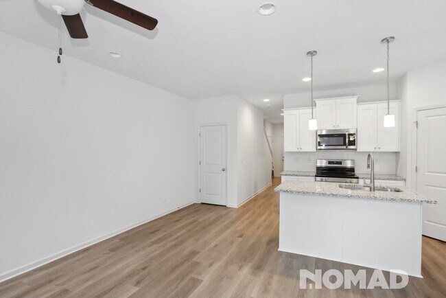 Foto del edificio - 2113 Gemway Dr