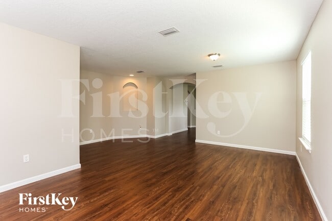 Foto del edificio - 78295 Saddle Rock Rd