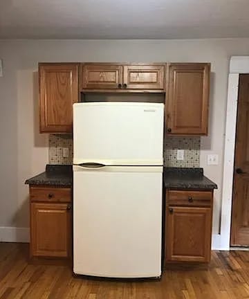 Building Photo - 122 Barton Ave