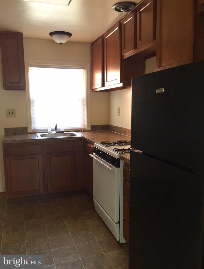 Foto del edificio - 4811 Lindsay Rd