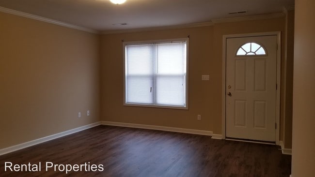 Building Photo - 151 Candle Ct