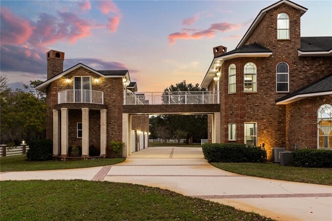 Building Photo - 1501 Lake Markham Rd