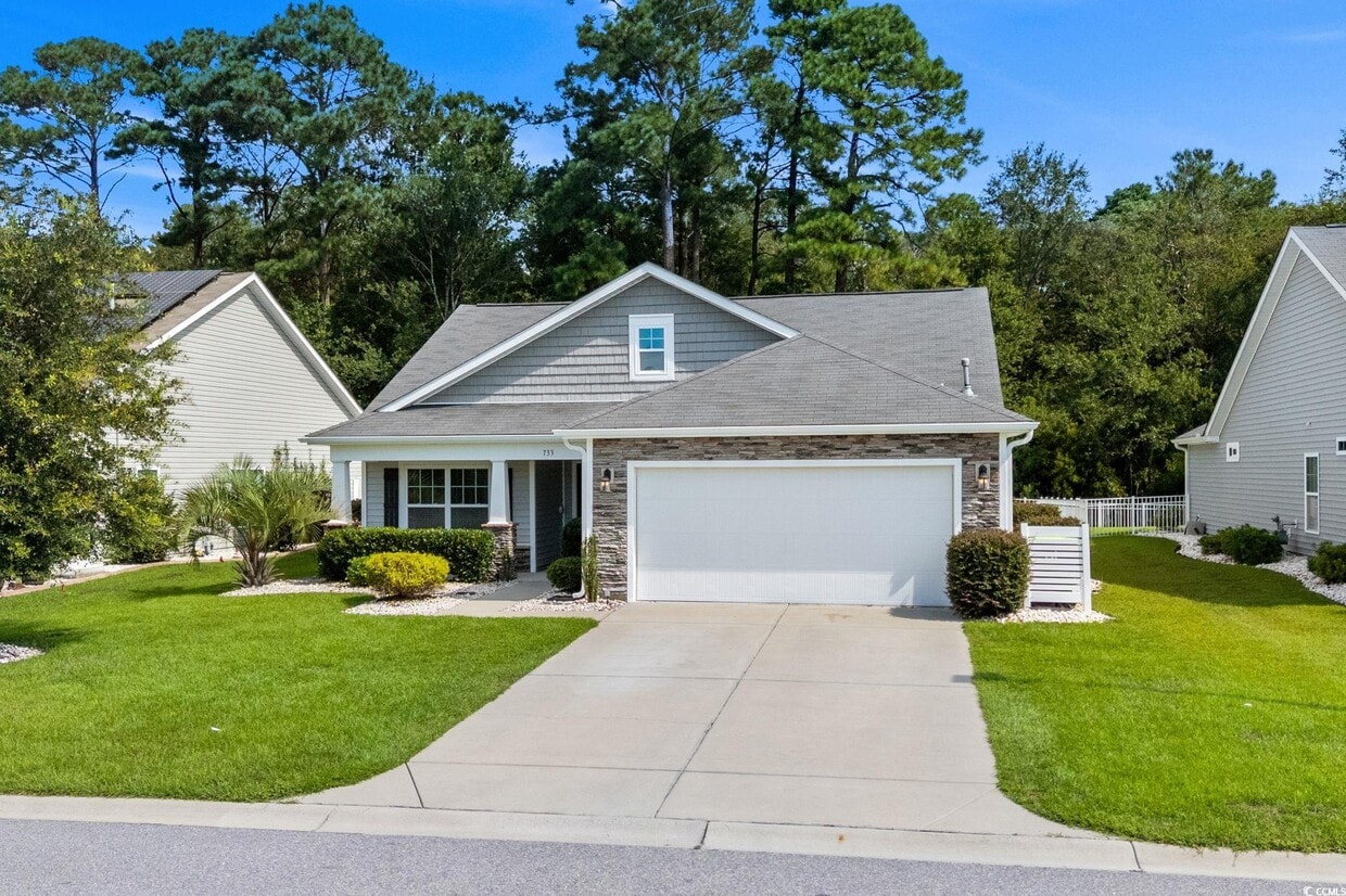 Foto principal - 733 Old Castle Loop Rd