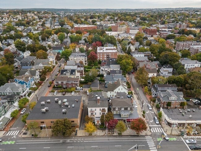 Foto del edificio - 2277 Massachusetts Ave