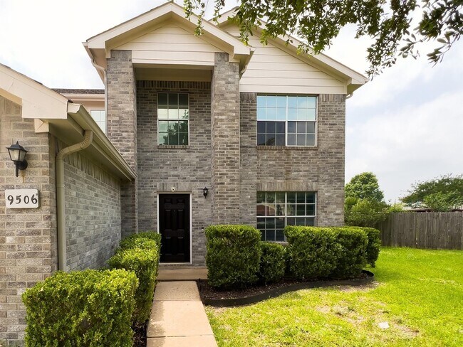 Foto del edificio - 9506 Tree Sparrow Ln