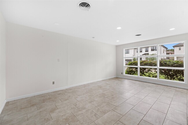 Foto del edificio - 4135 Levonshire Dr