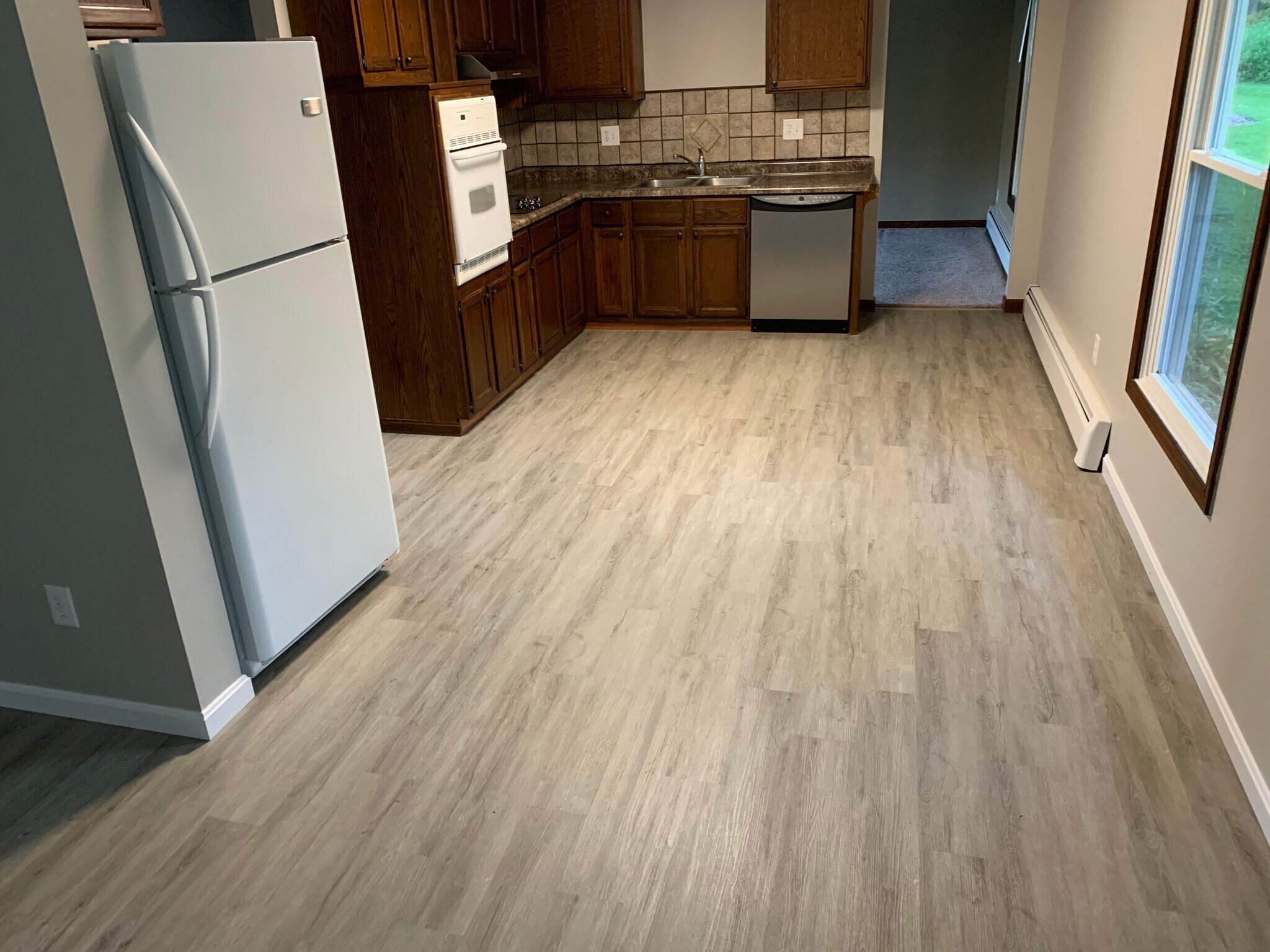 12208 Shiloh Dr Chesterland, OH 44026 – photo 2