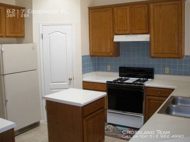 Building Photo - 8217 Edgemoor Pl