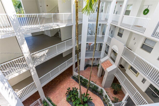 Foto del edificio - 10750 NW 66th St