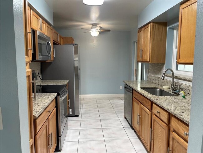 Building Photo - 125 Cranfield Ct
