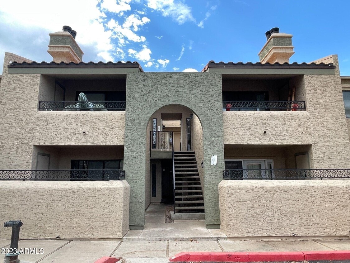 2935 N 68th St Unit 202, Scottsdale, AZ 85251 Room for Rent in