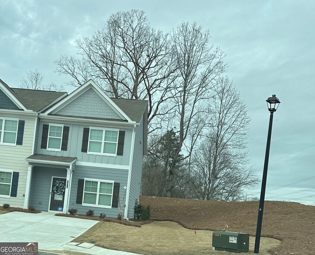 6079 Mallory Rd, South Fulton, GA 30291 Townhome Rentals in South