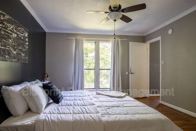 Foto del edificio - 1901 16th Ave S