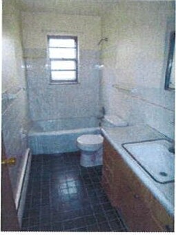  - 5958 Devington Rd