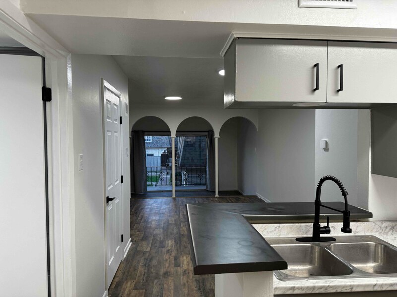 170 De Chantle Rd Unit 608, San Antonio, TX 78201 Condo for Rent in